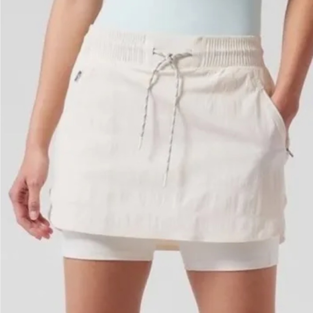 NWT athleta trekki skort size 0
